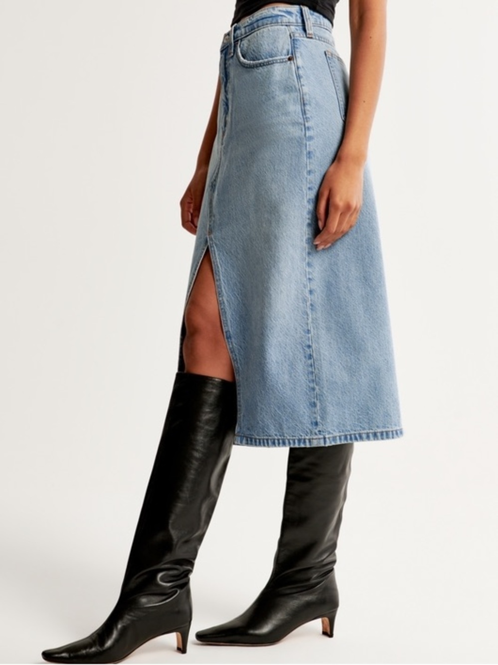 NWOT Abercrombie & Fitch Women’s Denim Midi Skirt